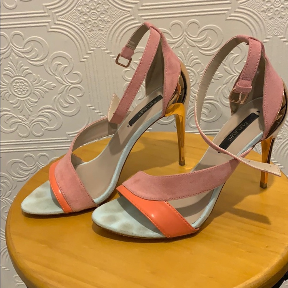 Zara Sandalia Tiras Tacon
